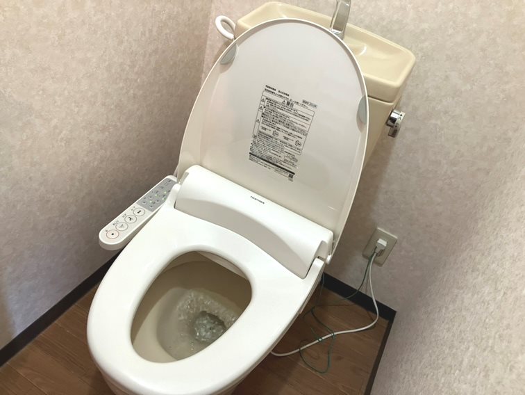 クレッセント瀬名 トイレ