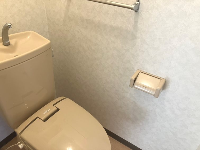 クレッセント瀬名 トイレ
