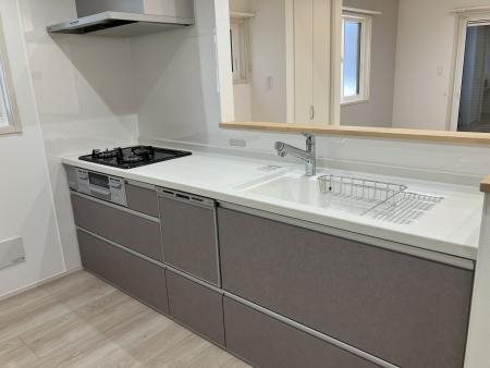 【静鉄不動産】エバースクエア東新田三丁目 2号地（分譲住宅） 内観写真（キッチン）