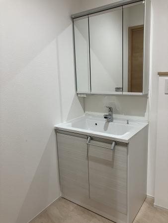 【静鉄不動産】エバースクエア東新田三丁目 3号地（分譲住宅） 内観写真（洗面台・洗面所）