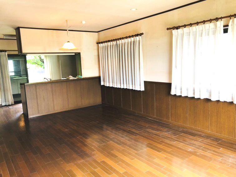 沼津市高砂町2番11 内観写真（リビング）