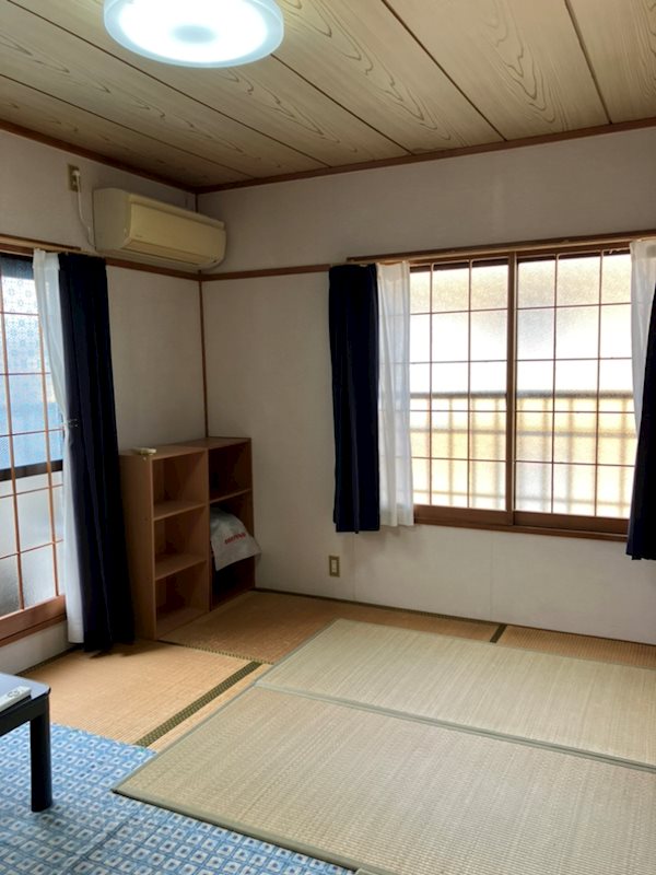 藤枝市下青島　中古住宅 2階　和室