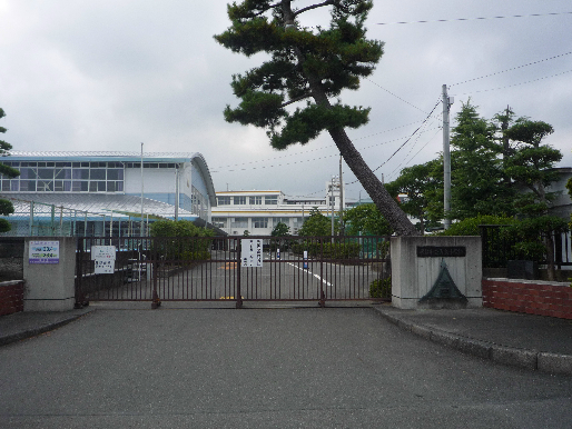 藤枝市下青島　中古住宅 藤枝市立青島小学校