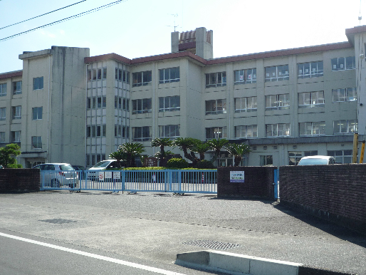 藤枝市小石川町四丁目12－6 藤枝市立高洲小学校