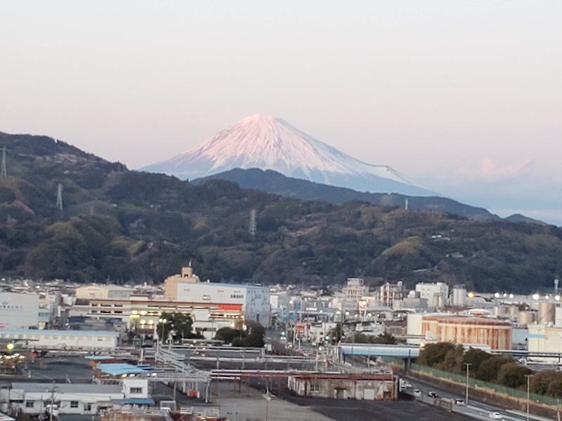 アトラス清水駅前 北側のお部屋からは富士山も望めます♪