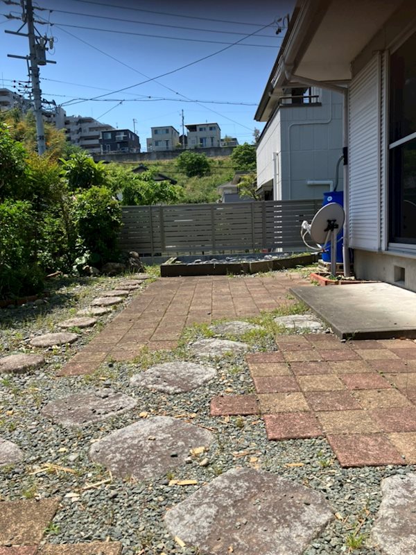 藤枝市南駿河台三丁目　中古戸建 ◆広々とした明るいお庭