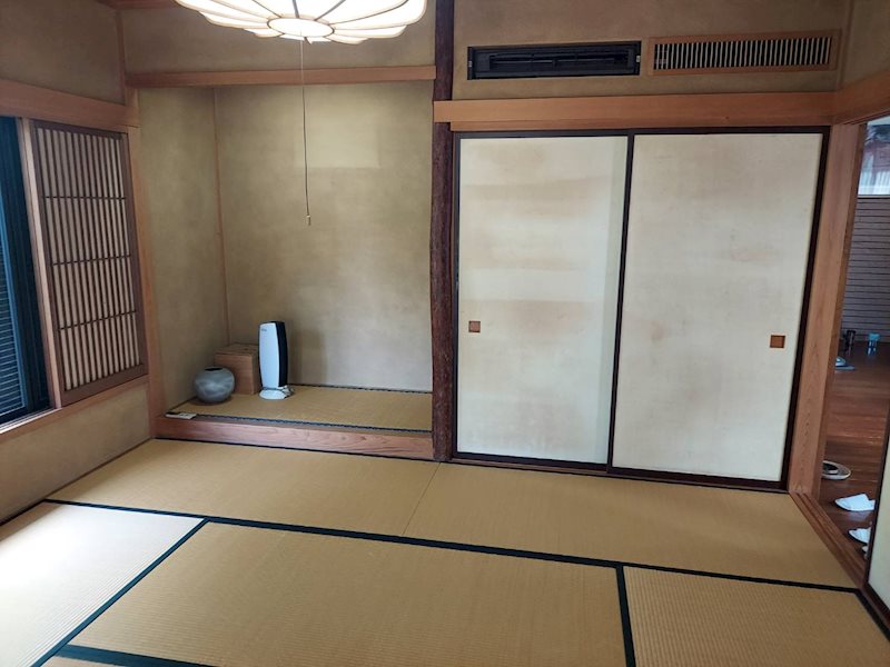 藤枝市駿河台一丁目　中古戸建 床の間あり