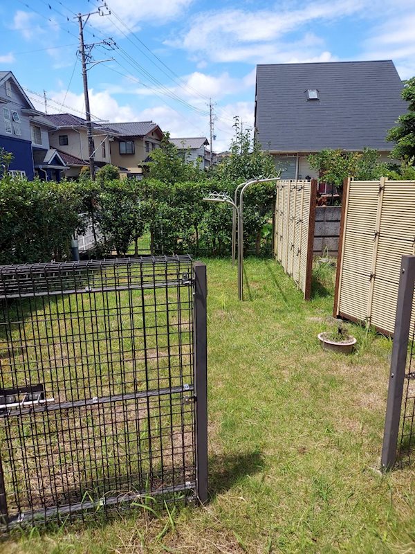 藤枝市駿河台一丁目　中古戸建 柵に囲われているため、ドッグランとしても使用可能！