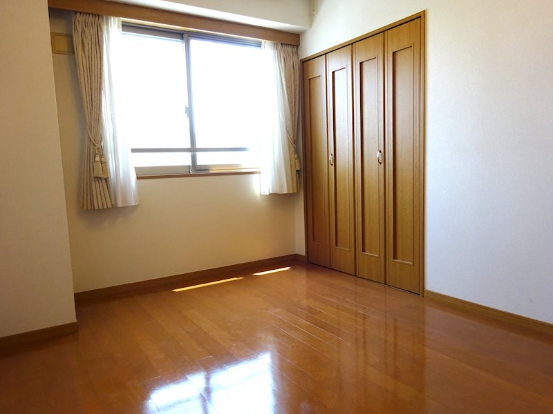 沼津大手町ハイツ 内観写真（リビング以外の居室）