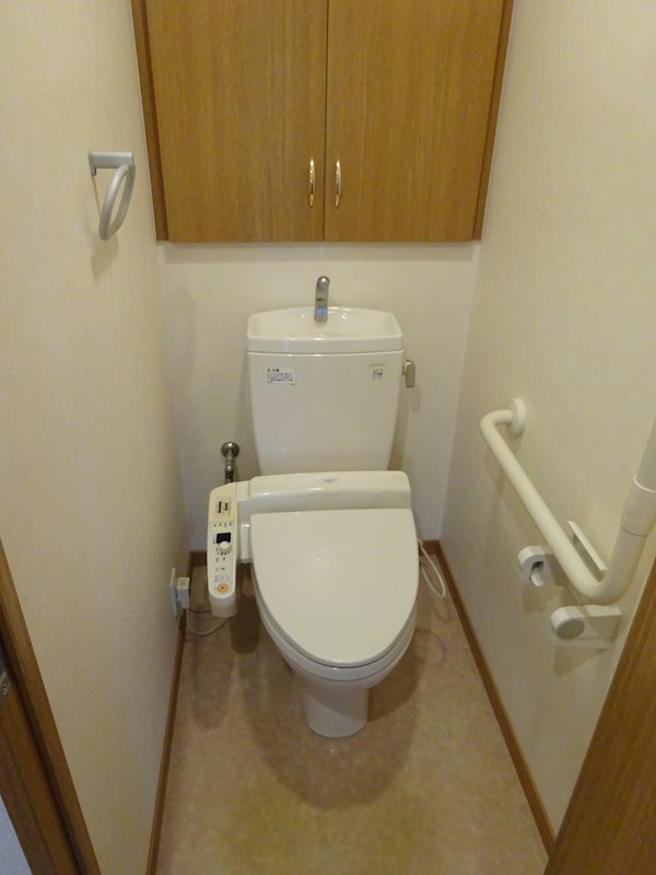 沼津大手町ハイツ 内観写真（トイレ）