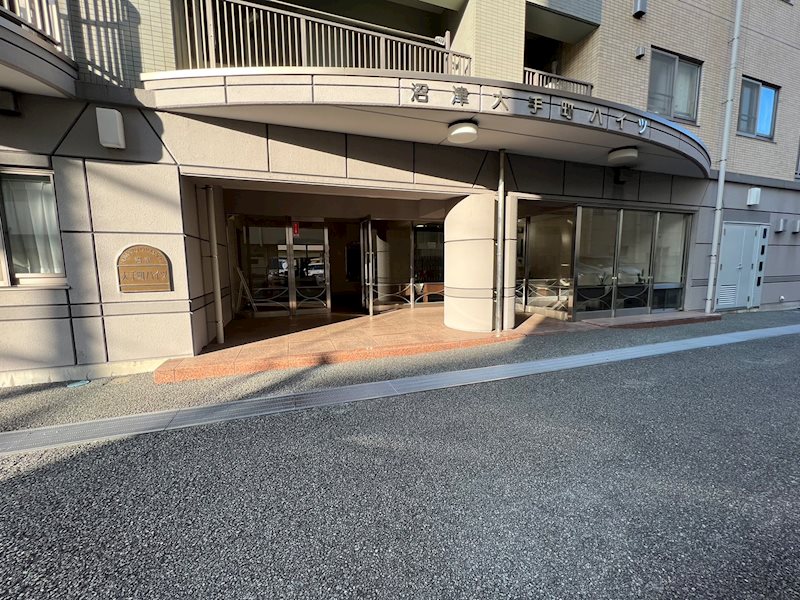 沼津大手町ハイツ 共用部写真（エントランス）