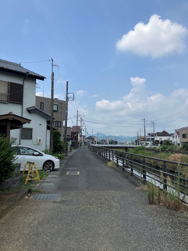 静岡市葵区古庄五丁目　中古住宅 現地写真（前面道路含む現地写真）