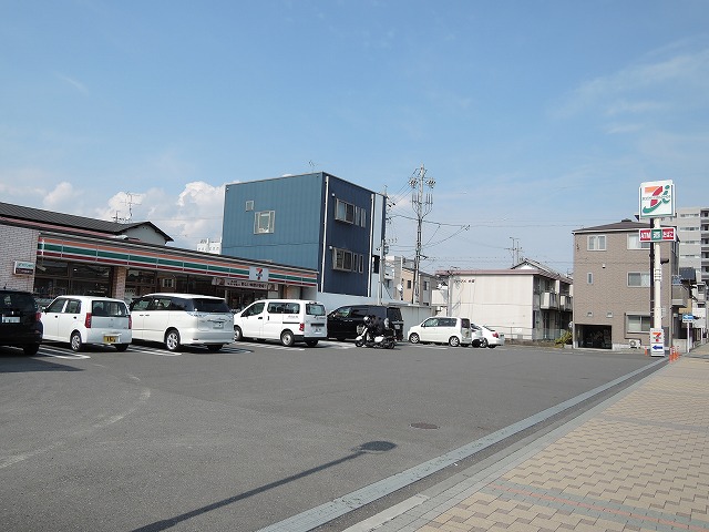 セントラルガーデン・レジデンス　B棟3階 ｾﾌﾞﾝｲﾚﾌﾞﾝ 静岡中田2丁目店