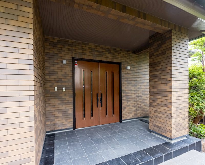 沼津市下香貫大久保2407-1　戸建て 現地写真（玄関）