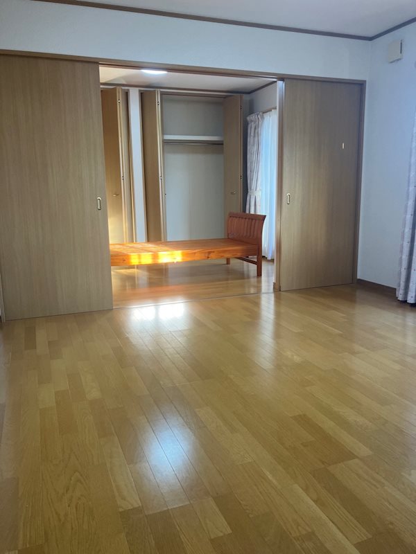 高橋南町　中古戸建 内観写真（リビング以外の居室）