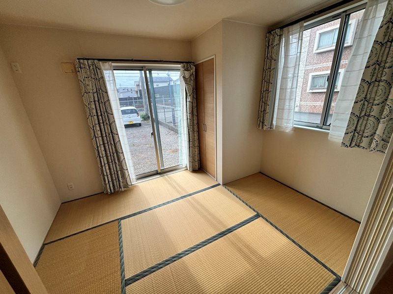 藤枝市小石川町四丁目12－6 内観写真（リビング以外の居室）