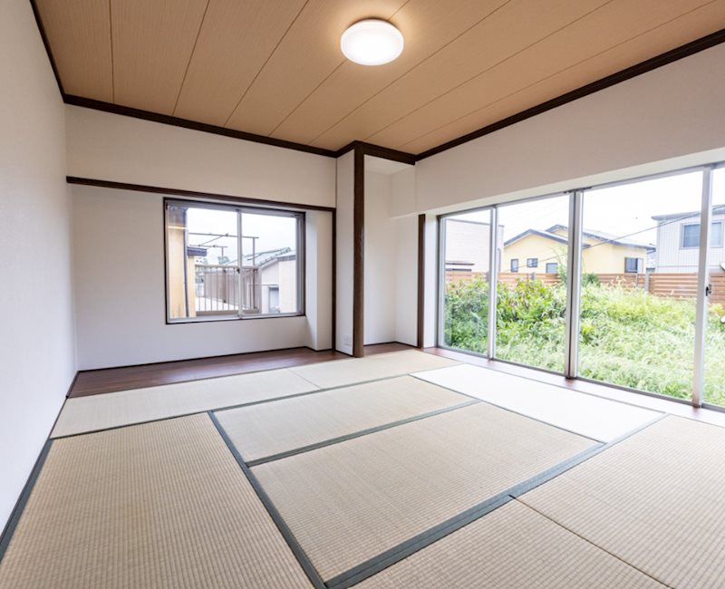 沼津市岡一色491-4　戸建 内観写真（リビング以外の居室）