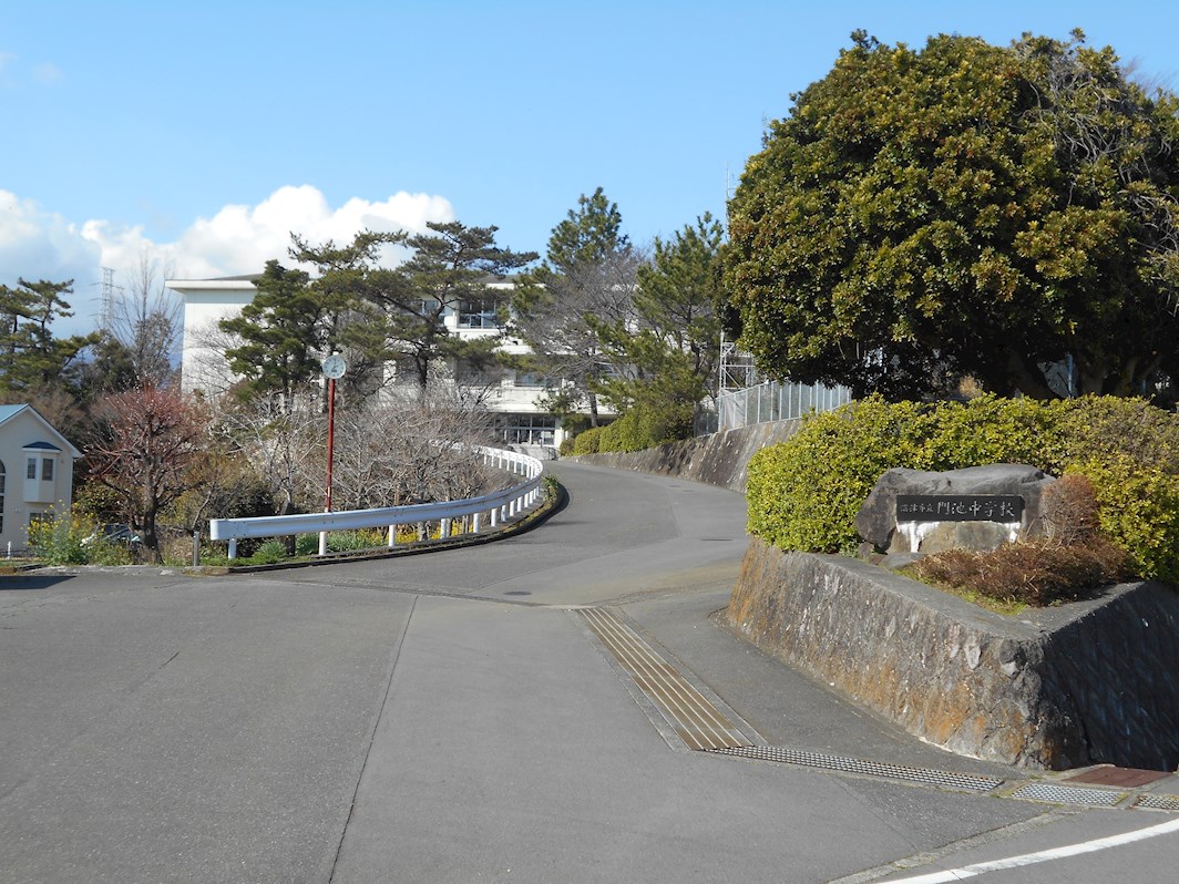 沼津市岡一色491-4　戸建 沼津市立門池中学校