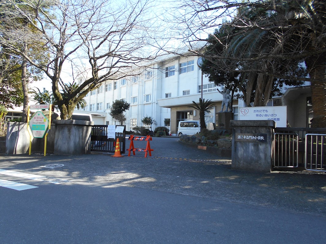 沼津市岡一色491-4　戸建 沼津市立門池小学校