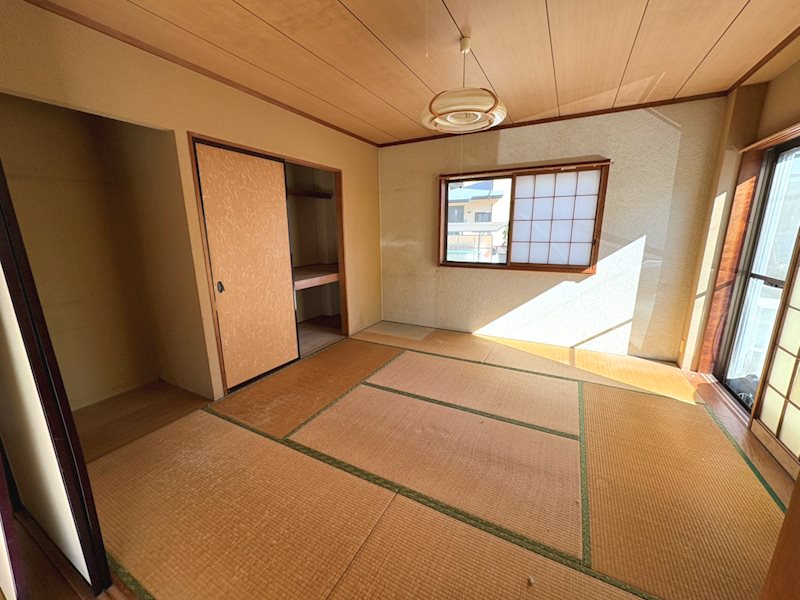 清水区緑が丘町　中古住宅 １階