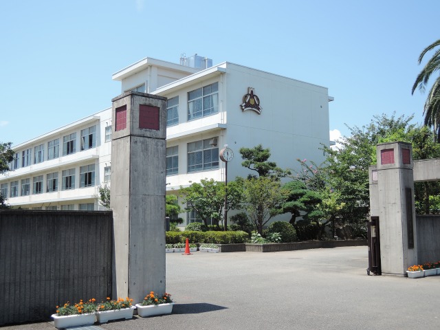 ウィスティリア中田  静岡市立大里中学校