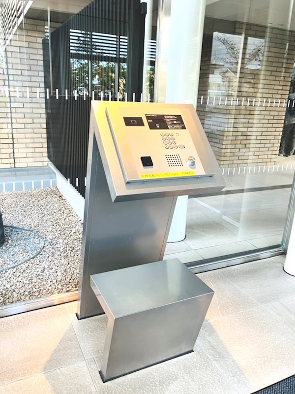 シャリエ長泉グランマークスWEST棟 共用部写真（エントランス）
