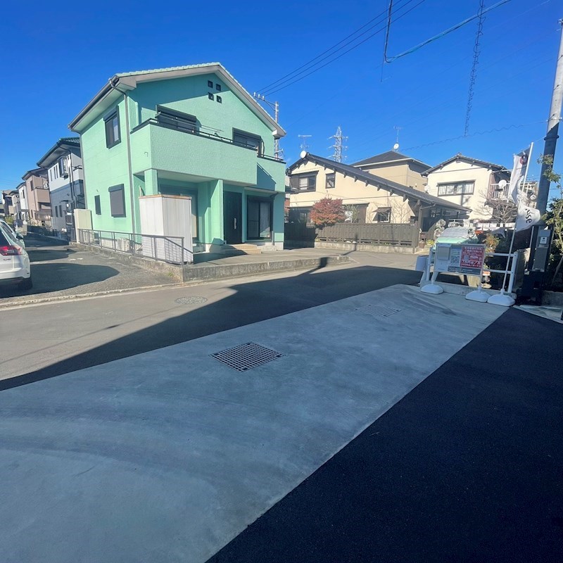 セキュレア小鹿一丁目B 前面道路
