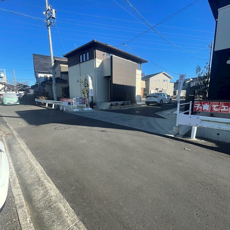 セキュレア小鹿一丁目B 前面道路