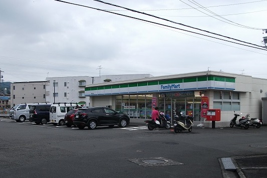 セキュレア小鹿一丁目B ﾌｧﾐﾘｰﾏｰﾄ 静岡小鹿店